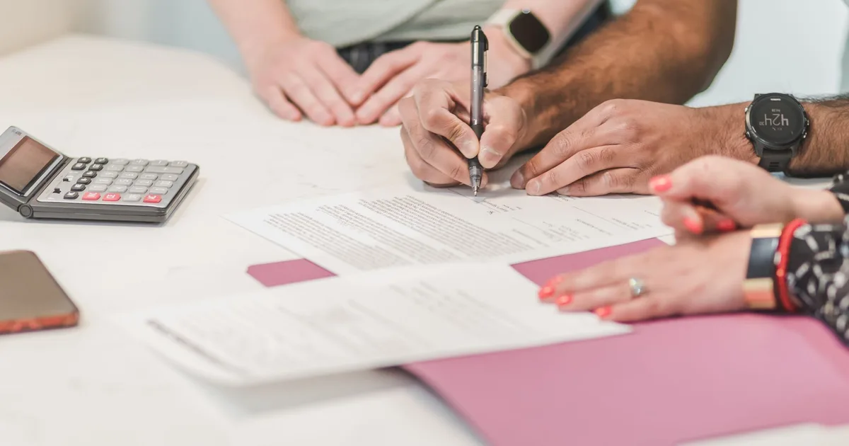 Quels contrôles l'ACPR peut-elle attendre d'un algorithme d'octroi de crédit immobilier pour un emprunteur âgé ?