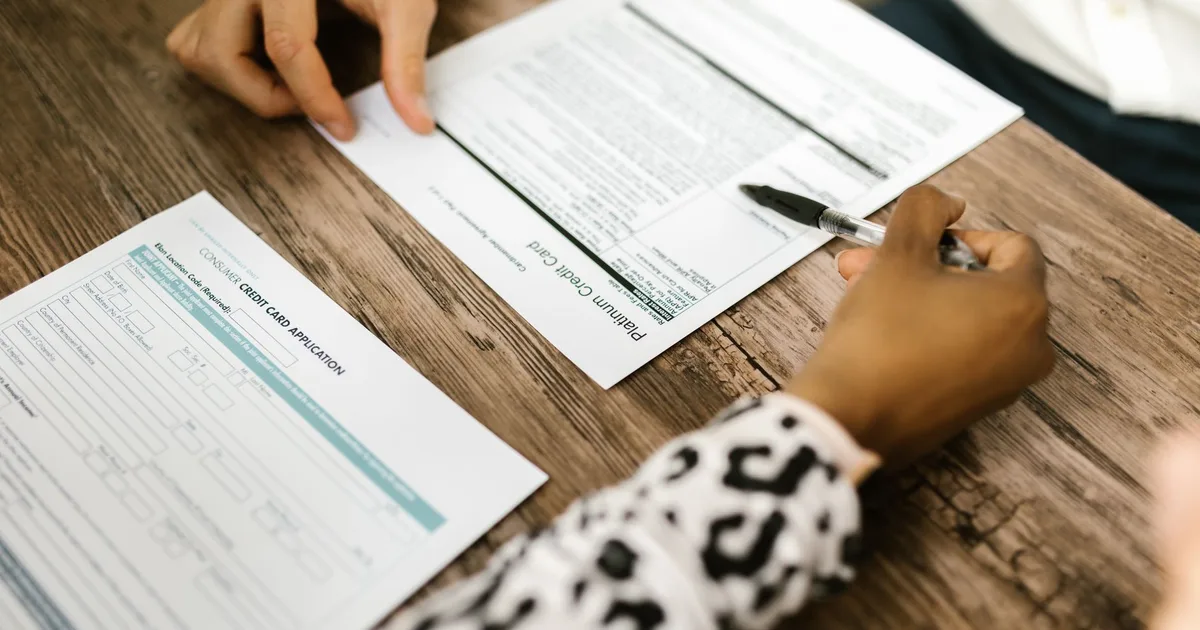Quels droits possèd&rsquo;un emprunteur lorsqu&rsquo;un scoring automatique pénalise un couple non marié ?